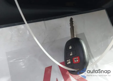 2017 Toyota Corolla Le from USA, damaged, VIN 2T1BURHE0HC868096